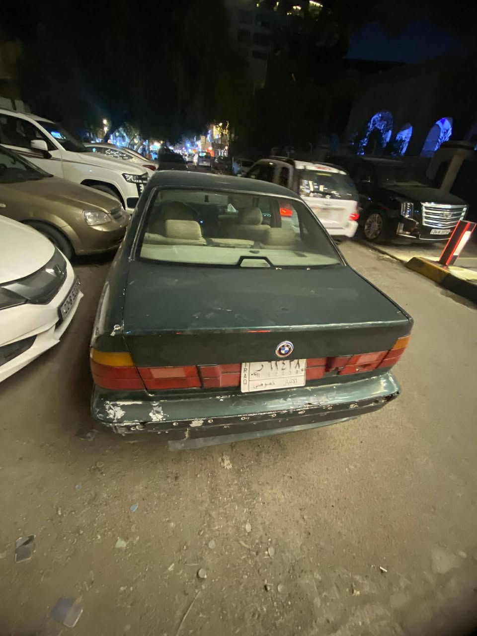 السلام عليكم BMW للبيع موديل 91 محرك مسكر كير اوتماتيك فول حداديه نص عمر رقم أنبار تحويل مباشر السعر 35وبيه مجال  للستفسار اتصل على هاذا الرقم ***********
