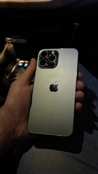 13 برو ماكس 512 بطاريته 83 مبدل شاشه نوعيه زينه كلش بي طخه بلشاصي خفيف...