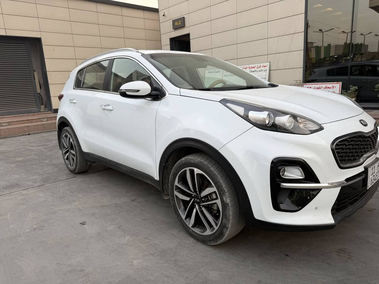 سبورتج 2019 شكل ال 20 خليجي مكفولة من الصبغ والبارد
ماشية 58 الف كم حقيقي عالفحص والضمان سنوية جديدة 

بأسمي تحويل مباشر *********** ابو علي 

سعرها 195 ورقة السيارة موجودة في بغداد البلديات
