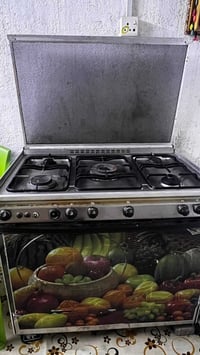 طباخ • نضيف • مصري أصلي