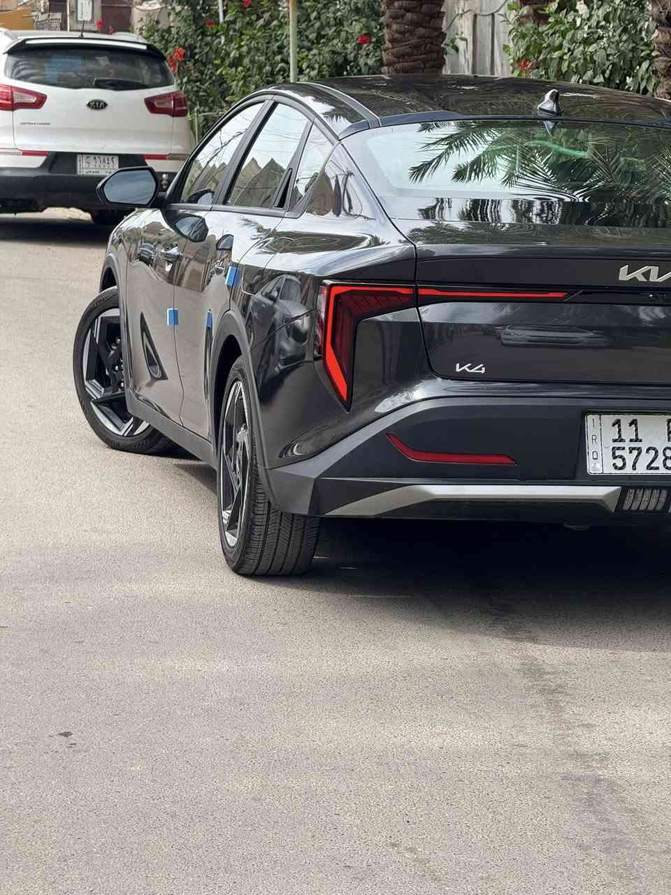 للبيع فقط بدوون مراوس 
كي فور 2025 EX نص فول 
#حادث بنيد مبدل و مصبوغ و ربع جاملغ صبغ  بدون ارباك ليبل واحد سياره 
رقم بغداد بسمي هزه جديده تحويل مباشر 
محرك 2000 دوش ماشيه 6 الف زيرو 
بصمه /بصمه ابواب / كشنات كنتاره / جنطه ذكيه / شاشه متصله دجتال / لايت 3 عدسات / سياقه ذاتيه / تحديد مسار / اوتو هولد /بك لايت لد /كيجات اكترونيه / تبريد شاشه / شاشه كار بلي / شاحن وايرليس / نقطه عمياء/رادات امامي / رادات خلفي / ويل كروم 18 / نظام ترحيب / تشغيل عن بع بعد 
الاستفسار 
***********
مكاني بغداد الدوره
