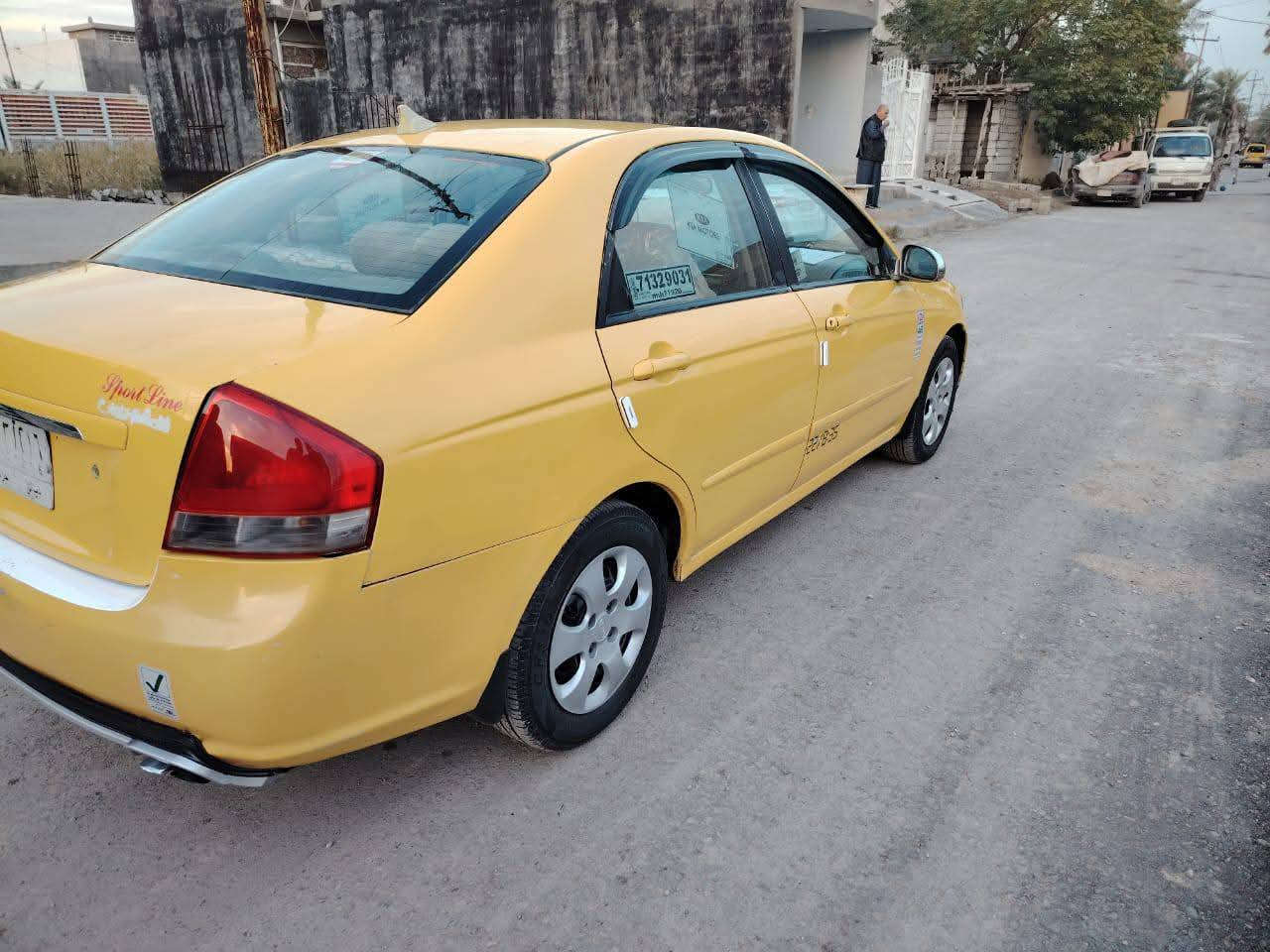 السلام عليكم
*سبكترا موديل 9 وارد امريكي رقم ديالى 
*السيارة بدون دواخل بدون ضربة بيه فقط الجامرلغ الامامي جهة الصدر امبدل 
*مكينه كير مكفولات
* تخم تاير صدر امامي خلفي جديد 
*مكاني / ديالى/ بعقوبة
*تلفون /‏‪***********
*السعر / 80 وبيه مجال لشراي
 ملاحظة : السيارة بدون دواخل تجي تكلي وشوف اذا بيه دواخل كروتك عليه
