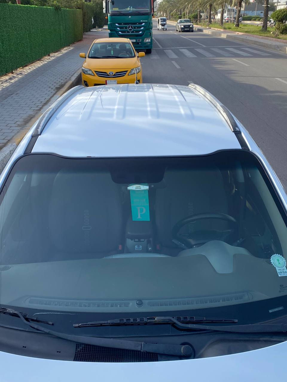 السلام عليكم احبتي  سبورتج 2014 خليجي
حجم المحرك 2000 دوش وكير at على وضع الشركة ممفتوحات  
حدادية امامي خلفي جديدة + تخم تاير نضيف 
تحكم ستيرن جهتين وكامرة خلفية 
مري شفط واشارة بالمراية لايت عدسه + لد نهاري 
كهربائيات كلهه شغاله وبلادية بدون نقص 
السبير والعدة مال سبير ما مفتوحات 
ماشية  114 الف وماكو اي كلوب مشتغل بالدشبول 
تبريد ثلج تدفئة شغاله ماء راديتر زيتي دهن اصلي شركة وهسه مبدله جديد وبانزين فقط محسن افولهه 
تبديل بنيد بدون حادث او ضرر داخلي فقط البنيد مبدل بلادي نفس اللون وكم مكان بارد بسيطات وسونار مرفق 
رقم بغداد انكليزي وهزه بعدهه منافذه وتحويل مباشر 
السعر 144 
للأستفسار ***********
واتساب ***********
مكاني بغداد المشتل نهاية المعلمين
