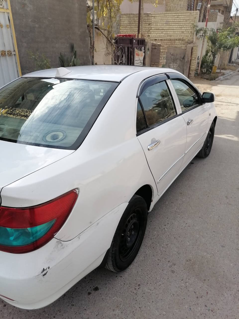 السلام عليكم byd f3 مديل 2011 گير عادي المرغوب
مكينة كير مسيوبوشي بلادي
سنوية جديدة بأسمي 
سيارة خير من الله  مكينة كير على ايدي مداريهة دهن مكنية دهن كير كلة جديد ونوعية قوية الماني
رايدهة ب60 وبيهة مجال للوجوه الطيبة

مكاني بغداد الخطيب الزراعي 
رقمي ***********
