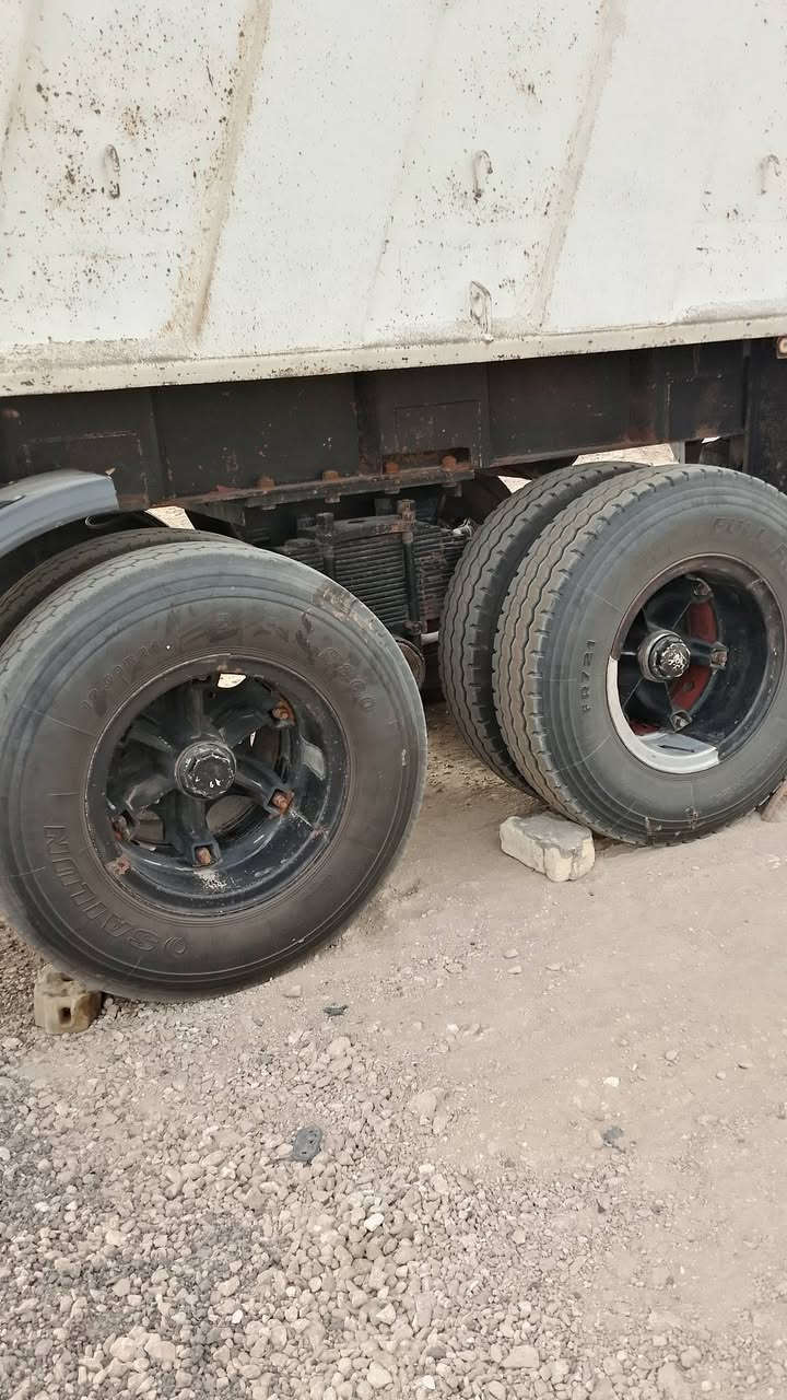 عربانه للبيع المانيه تخم تأير
***********
مكاني البطحاء
