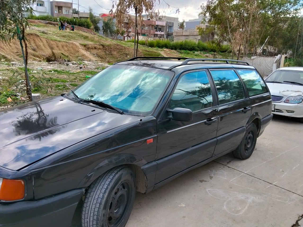 السلام عليكم
باسات بسمي شرط التحويل  

مكينة مال كصة وكير شرط

بطارية جديدة

كربون بانزين

موديل 1992

سنوية لي 29

السعر 38وبيها مجال
العنوان جانب الأيمن مشيرفه الأولى 

***********

***********
