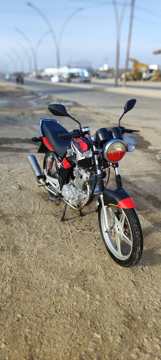 ياالله دراجه هيوشه للبيع موديل2018 السعر 650وبي مجال اوراق منفيس فقط محرك ما ممدود عليه صبانه المكان الرمادي الجزيره البريشه هاذ رقمي للتواصل *********** مو شراي لا تعبني ولا اتعبك
