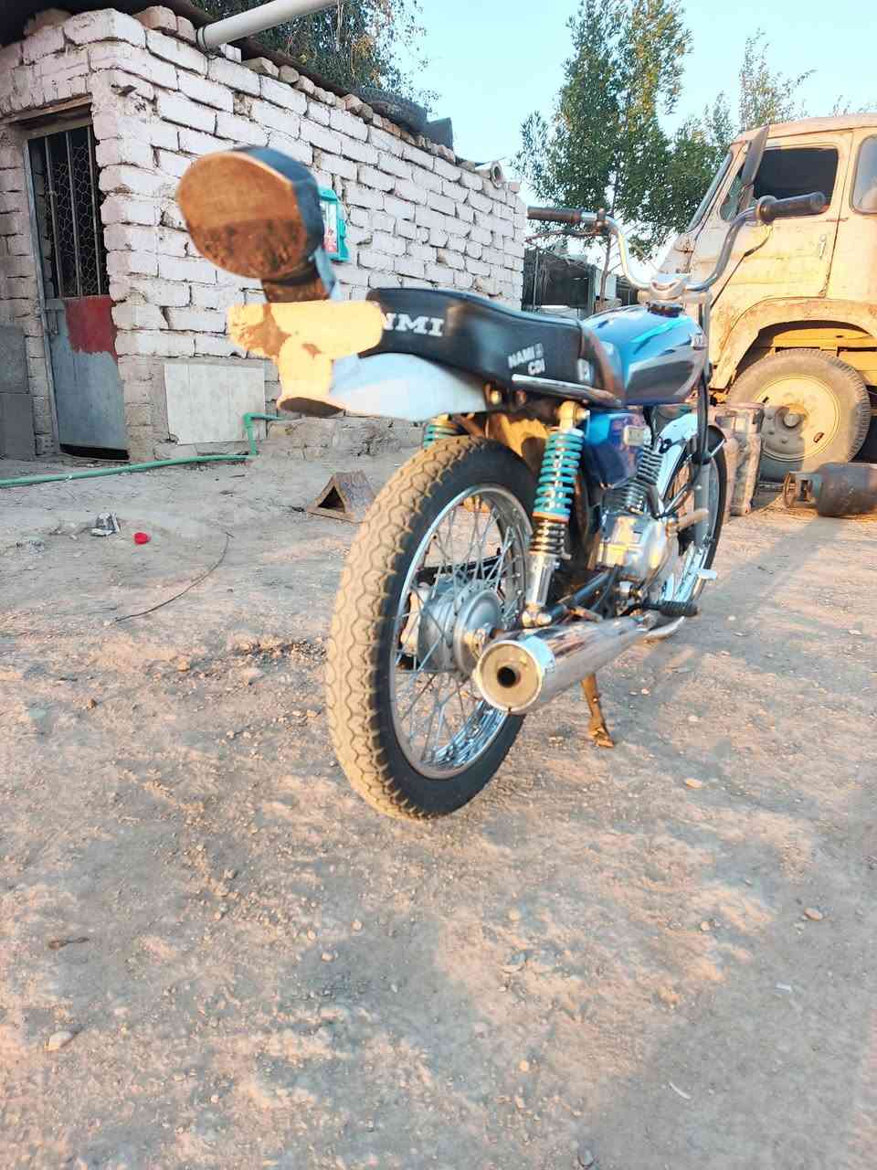 دراجه اربعه كير تعمير اصلي 23 محرك مفتوح بس ولفات
مديل 14 اوراق اصولي ‏‪***********‬‏ العنوان كوت العزه القديمه  650 وبيهه مجال قليل
