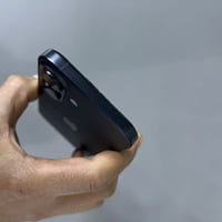 ايفون ١٦ • ١٢٨ • اسود