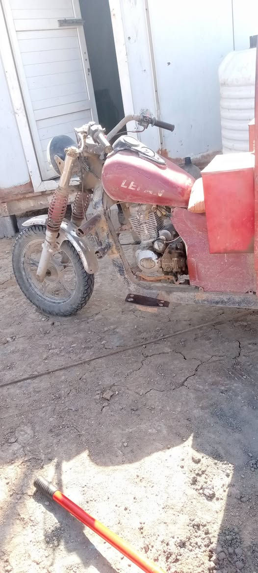 ستوته للبيع نيفان اصوليه بيه أوراق بس محركه كايم السعر 900 ***********
