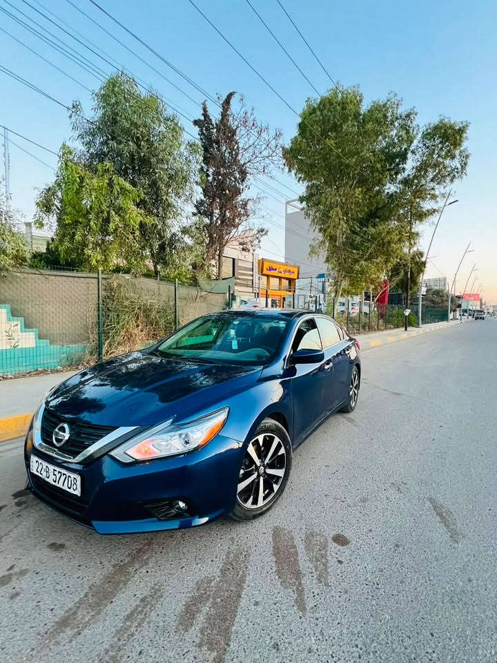 التيما بسعر مناسب مع الضرر ثلاث قطع ونص صبغ ترهم مقدمه وترهم مراوس ***********

