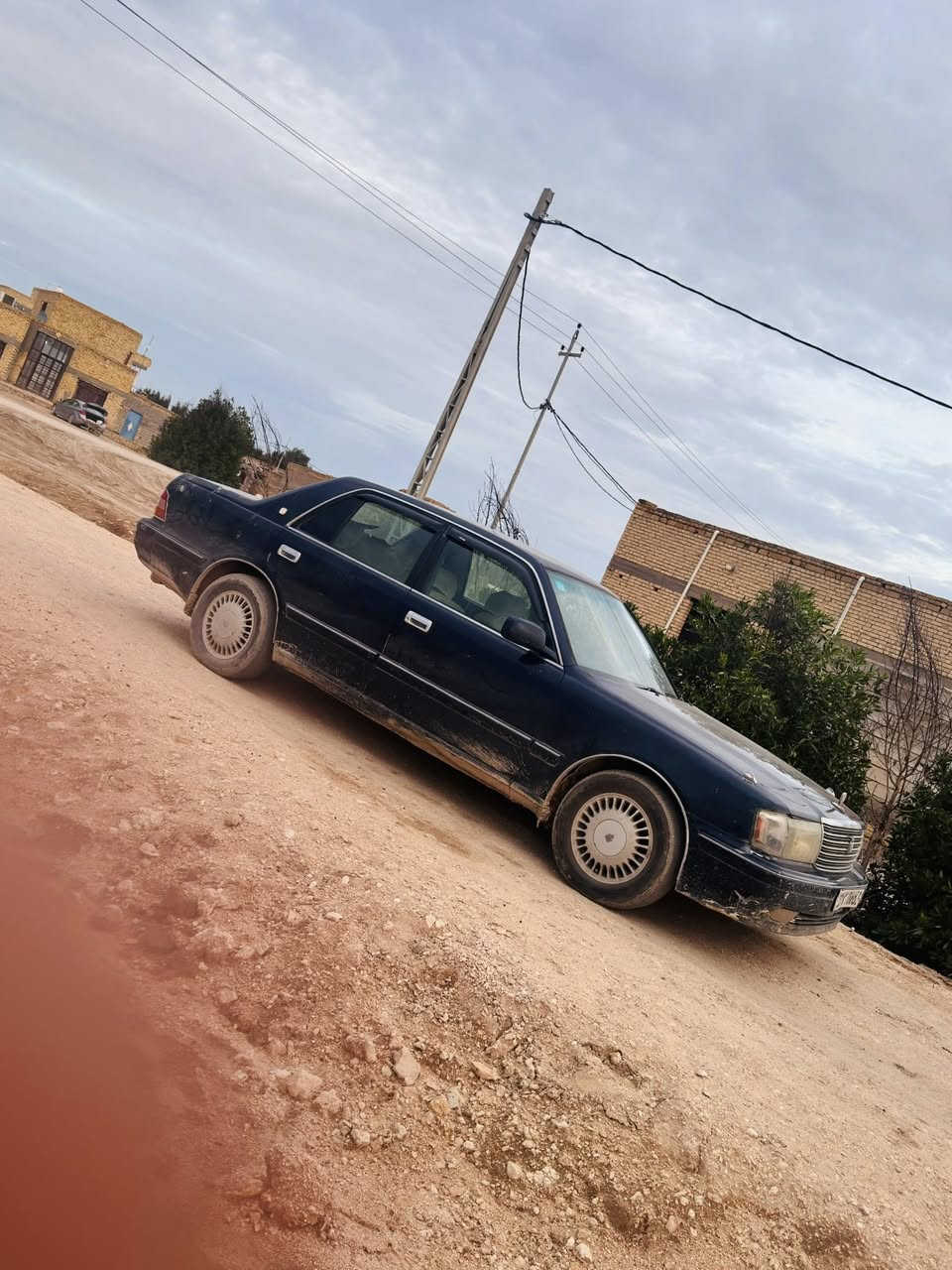 راس الثور تكم  1996
سياره نشيطه 

حنيطه مابيها محرك يديد هو وگيره وحداديه يديده
يرادلها وركتين تلميع تطلع تشك شك
تبريد وي السويج يسوي خدك ثلج 😪
رقم بغداد باسمنا 
مداور ثاني يوم

ترايها ليران وترجع 
سعرها 77 نوگعلك ثنين قفلها 75

‭٠٧٨٢ ٧٥٧ ٤٥٤٨‬
