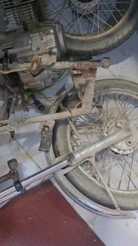 اغراض مال دراجه للبيع. 07737305464