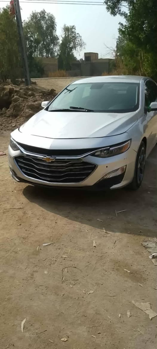 للبيع او مراوس  شيفروليه ماليبو LT2 موديل 2022

 المكان: الدوانيه 
 الرقم: القادسيه معوقين 
 المشيه: فقط 51 ألف ميل
 الحالة:
 • حادث  بنيد جملغت وبيه لغد مبدل  
 • ، ، الدعامية الأمامية بلادية،   

 مواصفات مميزة:
 • فئة LT2
 •
 • شاشة كبيرة + بصمة
 • تبريد قطعتين / 
 • بك لايت طيارة + لد أمامي
 • سبايدر بلاك 
 • ويل كب نجمة 18
 • تخم تاير جديد بالكامل

⸻

 

 السعر 95 ورقه وبيها مجال

للاستفسار *********** بغداد, العراق
