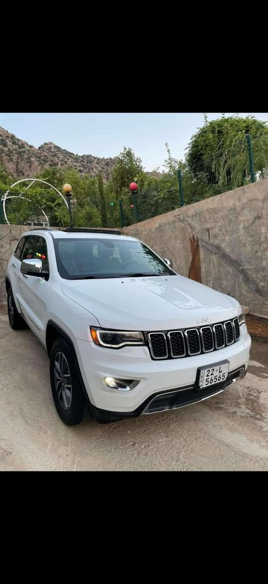 جيب لاريدو ليمتد  وارد امريكي 
موديل2019
ماشي 58ميل
موصفات ليمتد فورويل دبل اكسل
كلين تايتل 
كير محرك كفاله بشرط مامفتوح 
سعره 3شده 
ومجال هم 
مكان كركوك 
***********
