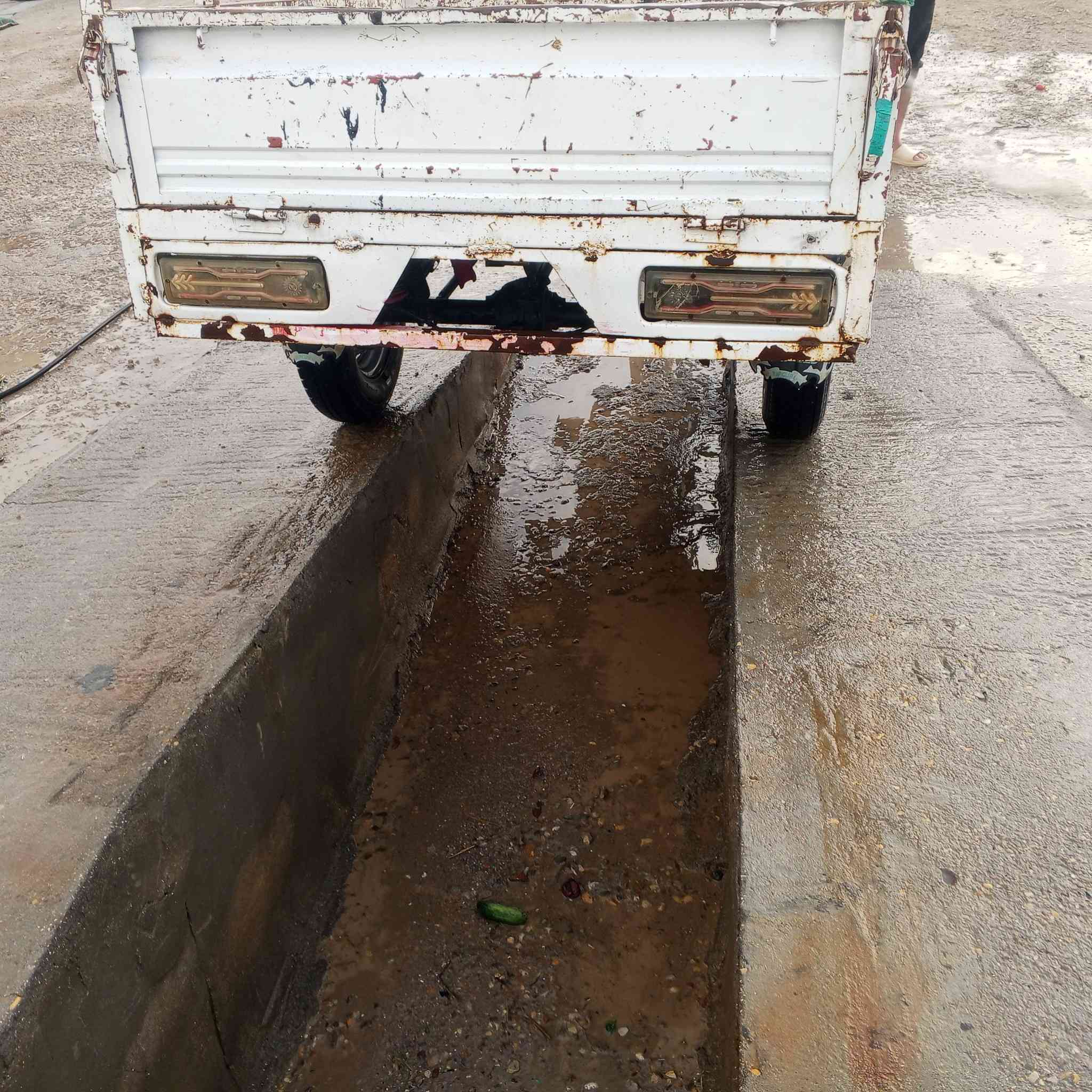 سلام عليكم ستوته موديل ١١اوراق اصولي للبيع مكينه مامفتوحة تخم تاير ستوته مكفولة كفاله عامه ضفيره جديده سعر خاص ***********
