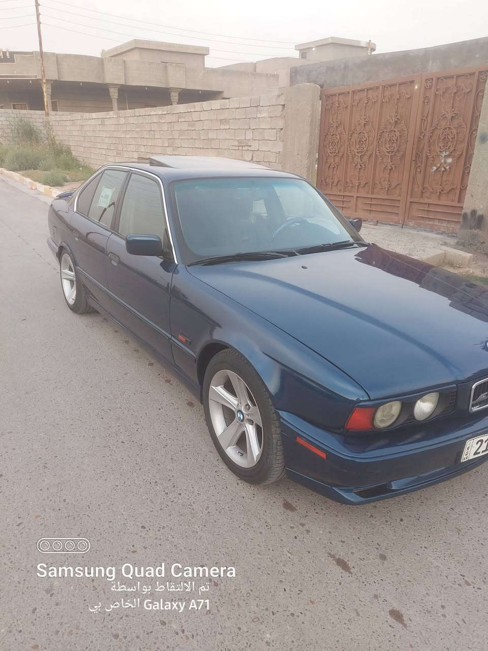 السلام عليكم ورحمة الله وبركاته بي ام موديل ٩٥ ٥٢٥ اصل ابليته سياره دبل جكمجه دبل ايرباك دواخل جلد ويل هامان ١٧ تخم تاير كير محرك ابشرط تشغيل عن بعد وهورن وترحيب لايت مع التشغيل والانطفاء جهاز تعليك اشاره سياره خير من الله تبريد ابشرط لايت زنون كلشي شغال بيها نقصها صدر امامي +بنيد يرادله صبغ سنويه بسمي لل٢٨ رقم اسليمانيه المكان بغداد التاجي
***********واتساب 
***********
