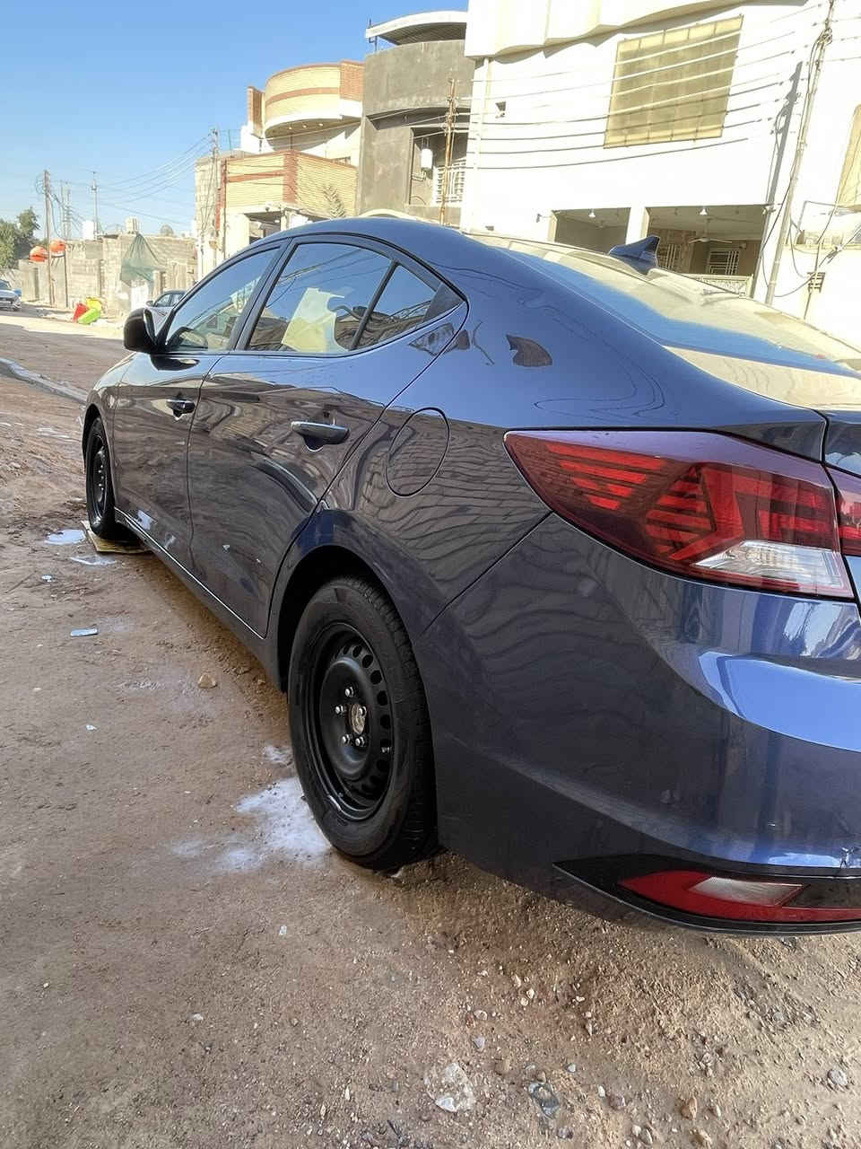 سلام عليكم ♥️
‎النترا وارد كندي السيارة موديل 19 كيرها ايتي بلادي حره رقم بصره بسمي السياره حادثها دعاميه فقط  وبيها الجاملغ الامامي جهة اليمين مصبوغ في الامارات بدون ايرباك نهائياً 
‎السيارة تدفئه كشن تدفئه ستيرن تحديد مسار اشاير بل مري تحديد نقطه سوداء كامره بلاديه دواره لايت لامامي ابو اللد زنون اصلي انا شاده ب100$ و بيها 3 وضعيات قياده وبعد بيها هواي شغلات ماذاكرهن كامله مكمله السياره ماناقصها شي سعر125)
‎رقم الهاتف ***********
