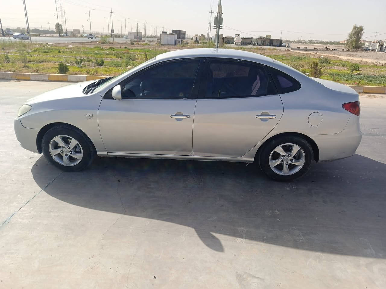 ئاڤانتی مۆدێل 2007 
بڕاوە تەبرید لەمس مسجل بلوتوز مەکینە بچوك دەکشن بەرز 174 هەزار ڕۆشتوە 
سیعری 43 گڵاو معامەلەیەکی کەم 
شوێن کەلار ــ ڕزگاری 
***********
