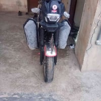 هيوشه • مطور شحن • بطاريات