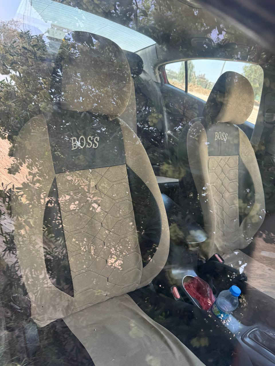 السلام عليكم 
سيارة فورتي 2014 للبيع فقط  مصبوغه حزام اثر وقماره بيه شويه جراد مكينه وكير خير من الله سياره باسمي رقم ديالى 
سعرها 95 وبيه مجال 
رقم ***********
