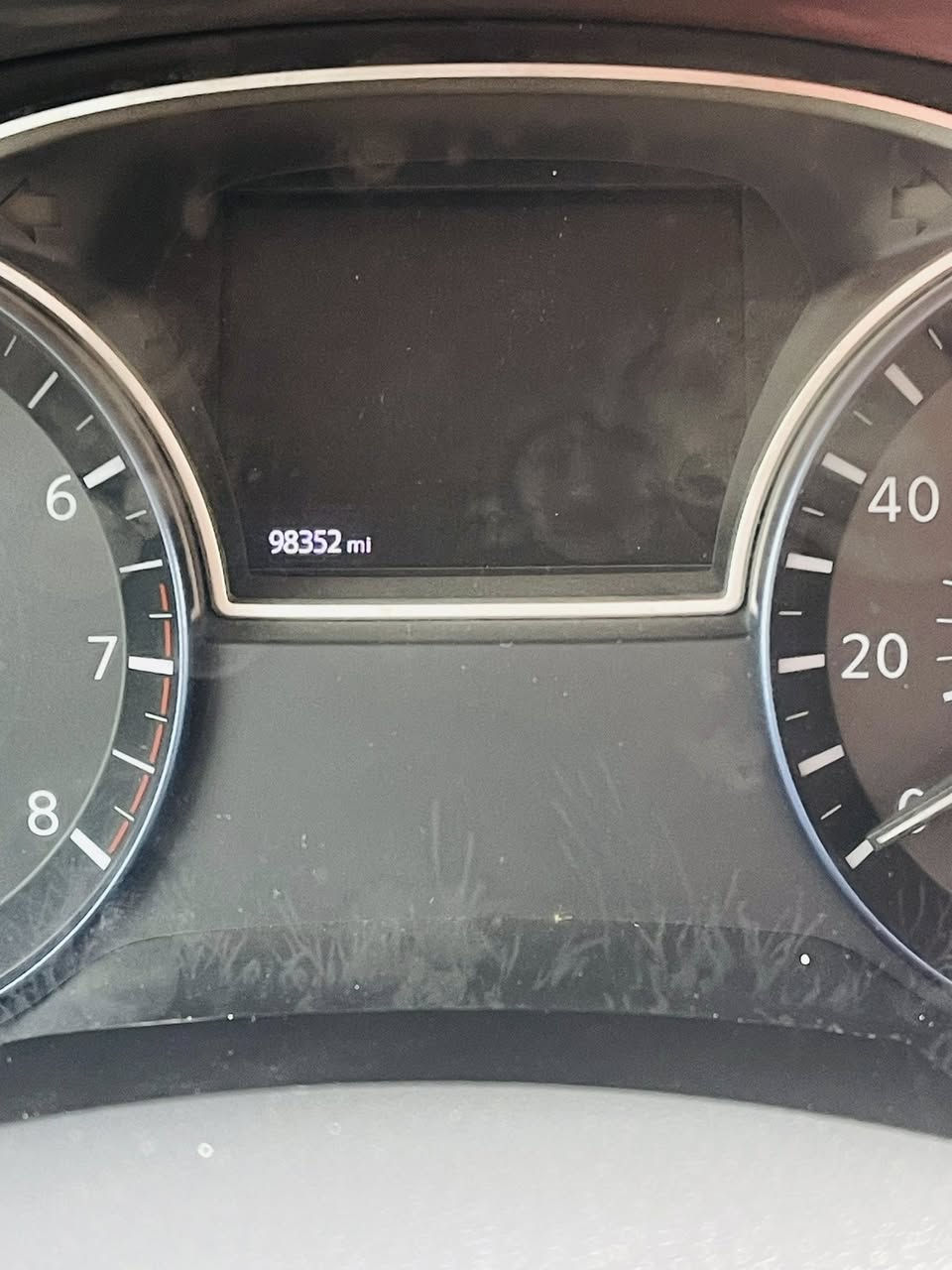 🚗 للبيع: نيسان التيما SR 2017
📍 مكان السيارة: موصل/ ناحية الشورة 

📞 للتواصل: ***********
💰 السعر: 122 ورقة – قابل للتفاوض
📊 المسافة المقطوعة: 98 ميل
🛠️ المحرك: 4 سلندر – 2500
⚙️ المواصفات: فئة SR

• شفتات بالستيرن
• بصمة تشغيل
• بصمة صندوق
• مقعد السائق كهربائي
• ويل 19 انش بلادي
• حساس خلفي
• رقم سليمانية ( مميز)

⚠️ أضرار السيارة:

• وارد أمريكي
• تبديل البنيد فقط+ ملاحظات بسيطة 
• باقي أجزاء السيارة مكفولة
• كفالة اللغد والشواصي والكير والمحرك من الأضرار
