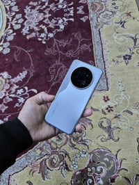 كامون 40 بريمر • ٢٥٦/١٢ • شاشة امولد ١٤٤Hz