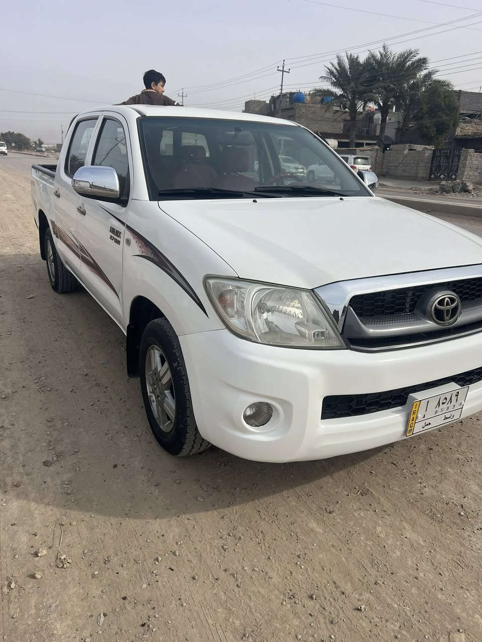 بيكم هيلوكس للبيع موديل 2009مكفوله عدا صبغ في البدي السعر 150رقم ***********
