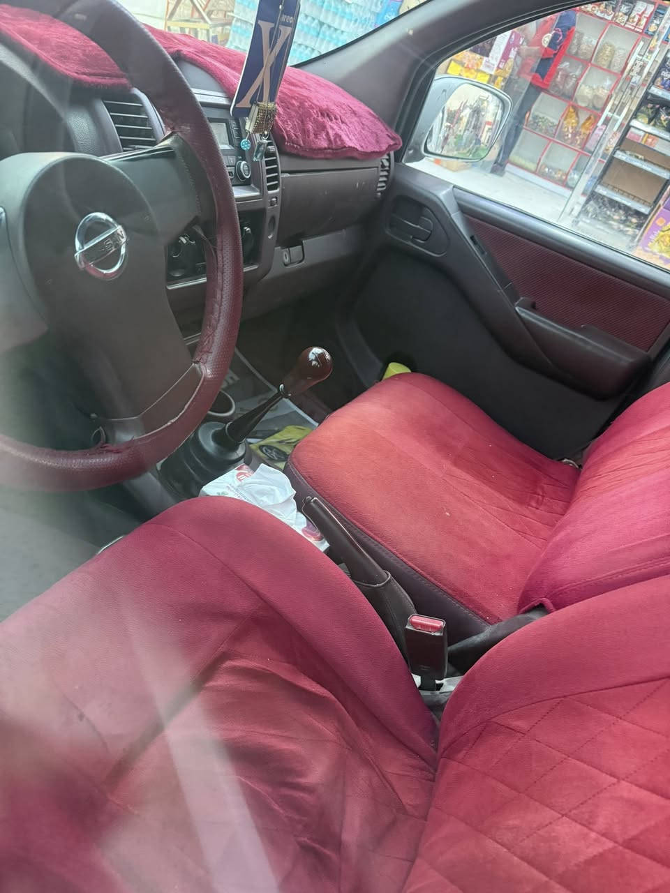 السلام عليكم
بيكم نيفاره مديل 2013 كير عادي 
 بيه الجاملغ المامي  مكينه  كير كارتون  حداده طوبه 
تخم تاير جديد باتري جديد صدر جديد 
رقم اربيل بسم شركه تريد التحويل او وكاله
(رقم الهاتف ***********
مكلف بل نشر
البصره
