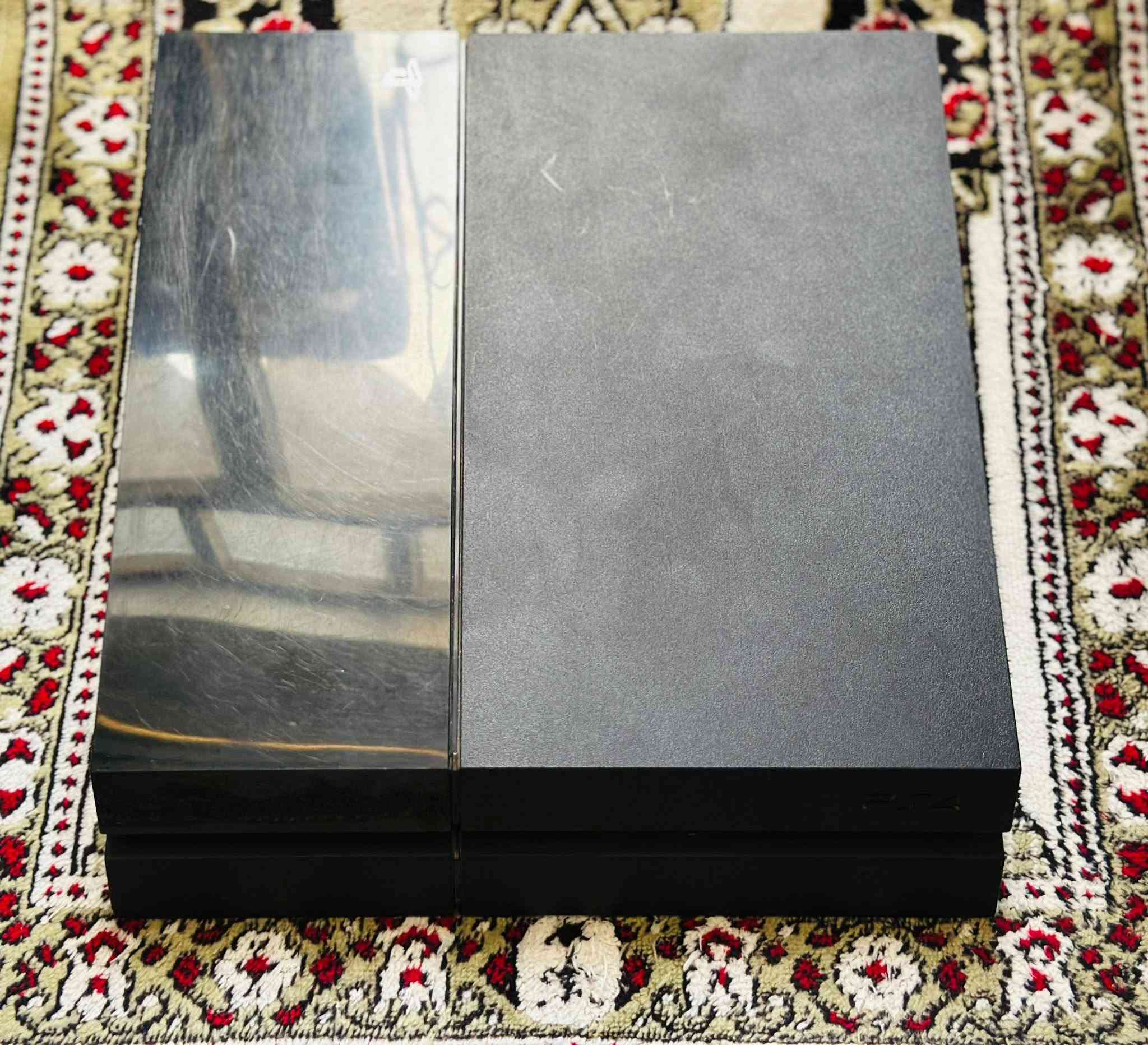 بلايستيشن 4 (PS4) نظيف فولل للبيع 🔥

السلام عليكم،
 استخدام شخصي ونظيف، والجهاز شغال 100% بدون أي مشاكل.

✅ نظام 12.02
✅ سعة 500GB (نص تيرا)
✅ دبل جوستك نوعية مضبوطة
✅ جميع الأسلاك الأصلية موجودة
✅ محمل عليه ألعاب جاهزة للعب
✅ جاهز للفحص والتجربة
✅السعر : 275 
💯 جهاز مرتب ومناسب للعب والترفيه، وما يحتاج أي مصروف


**إذا كنت صاحب هذا الإعلان وتريد حذفه لأي سبب، رجاءا أرسل رسالة إلى الدعم الفني**