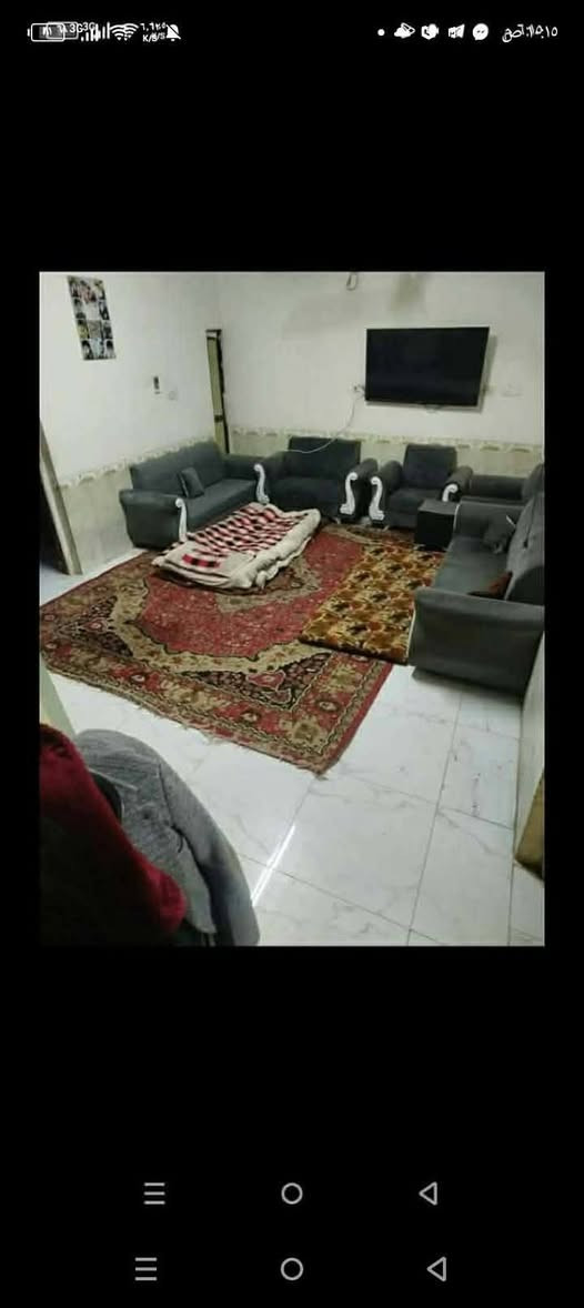 بيت للبيع حي الشهداء الثاني تقاطع المهدي 
٢٠٠ متر 
طابقين 
ط١/ براني مطبخ وهول و غرفتين و 3 حمامات وطارمه 

ط2/ غرفتين وحمام وهول 

السعر 135 وبي مجال 

الاستفسار *********** واتس
