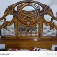 غرفة أخشاب مستعملة للبيع السعر 500الف المكان البلديات رقم الهاتف ٠٧٧١٣...