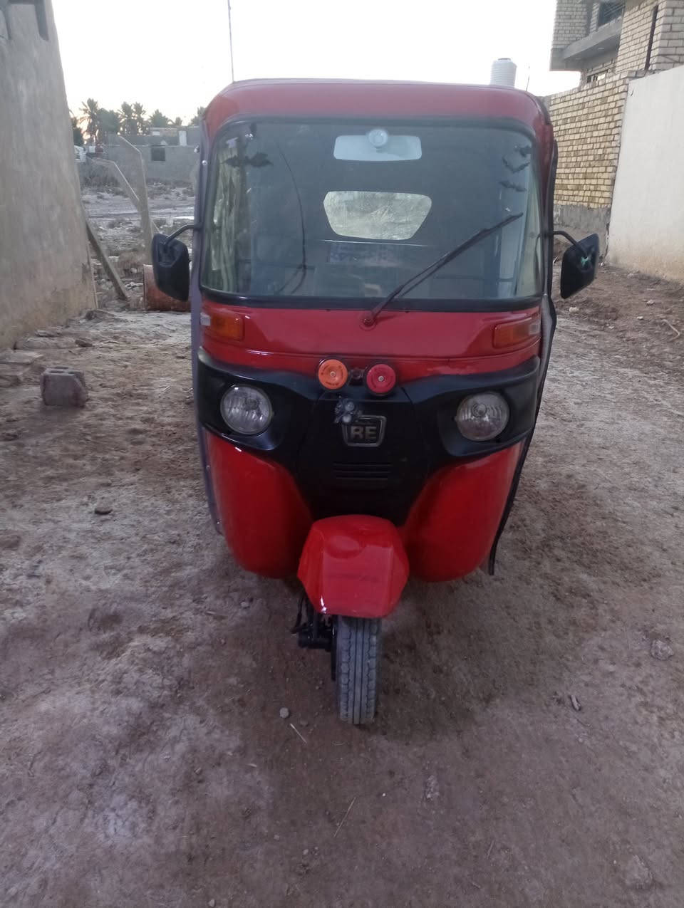 تكتك للبيع موديل 17السعر 3300العنوان الحمزة الغربي ***********
