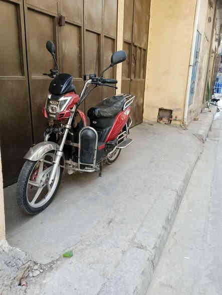 سعر  300 بي مجال رقم*********** 
***********
