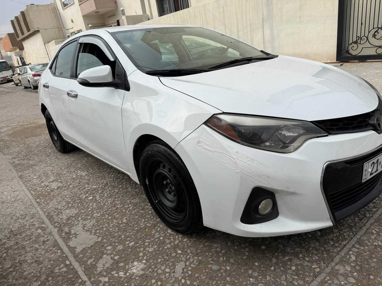 تویتا کرۆلا مۆدیل 2016مۆسەفات S
سێ گێرە سەنەوی نوییە تا 2029 بە ناوی خۆمە گێر مەکینە بەشەرت نەکراوەتە سەیارەکە 70میل رۆشتوە سەیارەکە لە هەولیرە سەیارەک زۆر جوانەو بەرچاوە ساردی نیە شوختی نیە  چوار پەرچاو دوشانی کلێرە *********** أربيل, العراق
