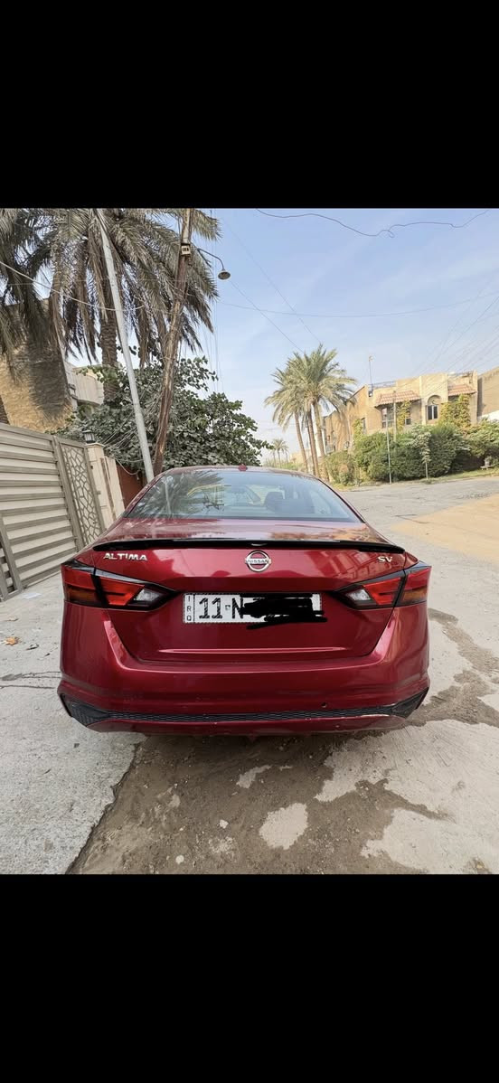 السلام عليكم للبيع نيسان التيما 2022 sv محرك 2.5 المرغوب ماشية ٧٠ الف كيلو متر حادثهة جاملغ خلفي وقبغ جنطة مبدل ومصبوغ وجاملغ الثاني بارد كد شبر بدون ايرباكك والباقي غير حادث امريكا كفالة عامة بجم كبسس  السيارة مال جناي شرط كاملة للاخير بدون نقص ولا كلوب بالدشبول كفالة كير مكينة تبريد تدفئة 
رقم بغداد الجديد باسمي هزة سنوية ٢٠٢٩ شرط تحويل 
ثاني يوم 
السيارة مرتبهة صارف عليهة كماليات وترتيبات 
مكاني بغداد الكرخ السعر 158 وبيهة مجال بسيطط  
الرقم ***********
