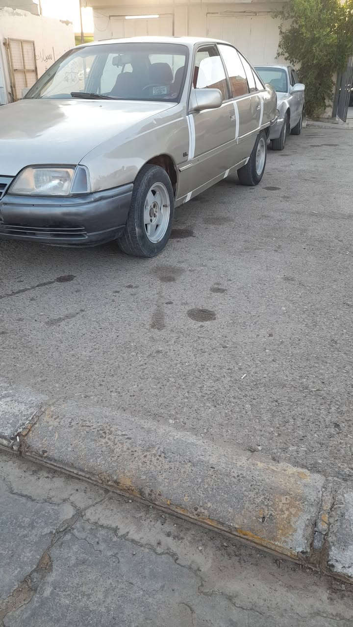 ياالله اوبل اوميكا حجم 20 موديل 88 سنويه ل 25

كير عادي صدر جديد كيرومحرك كفاله لاتنقيص ولاتبخير 

سياره بلاديه مكفوله من ضربه او معجون مصبوغه جماليه 

سياره جاهزه ماناقصها شي ترايك وين مايعجبك 

السعر 20 يرهم مراوس حسب القناعه العنوان هيت 

لتواصل ***********
