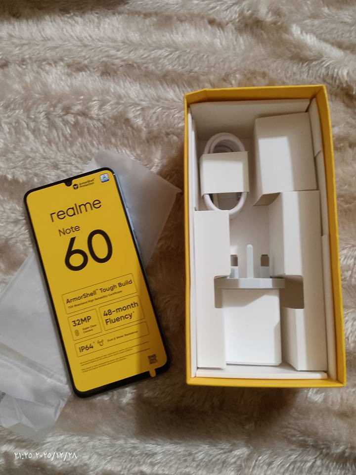 سلام عليكم نوت 60 بعده جديد بلكارتونه حته ممشتغل 
جوه سوك سعره 125 ومشتري اني ب 140
بالعافية ع يأخذه
بغداد العبيدي 
*********** بغداد, العراق
