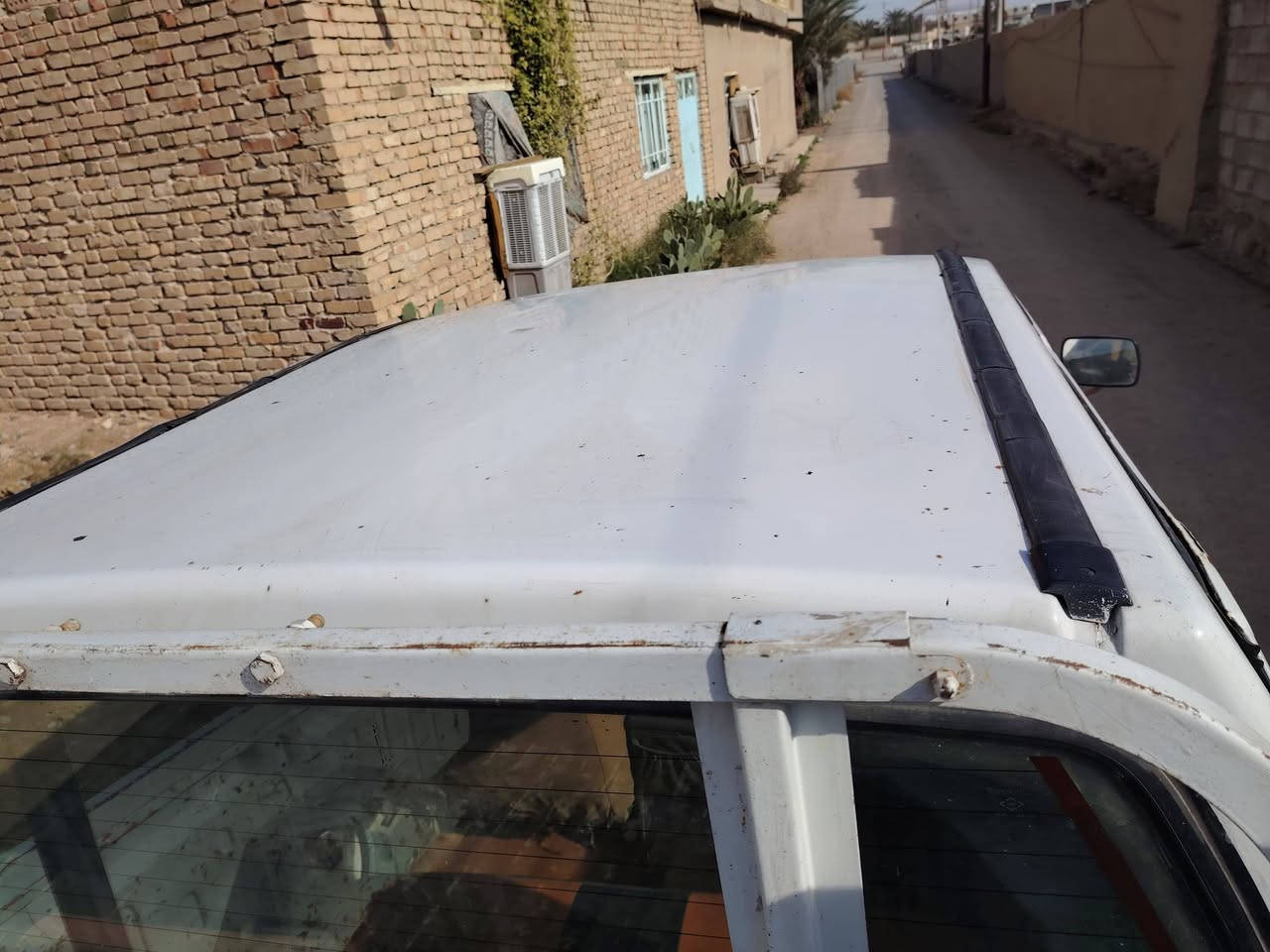 السيارة تاتا موديل 2001
محرك بطة
كير أوتوماتيك
قديمة بس تمشي وما بيها مشاكل كبيرة
السيارة باسمـي رسمياً رقمه قادسيه ابيع احول بسمك 
السعر مناسب وقابل للتفاوض ويا الجاد سعره ٢٤ ورقه
📞 للتواصل: اتصال أو واتساب ***********
