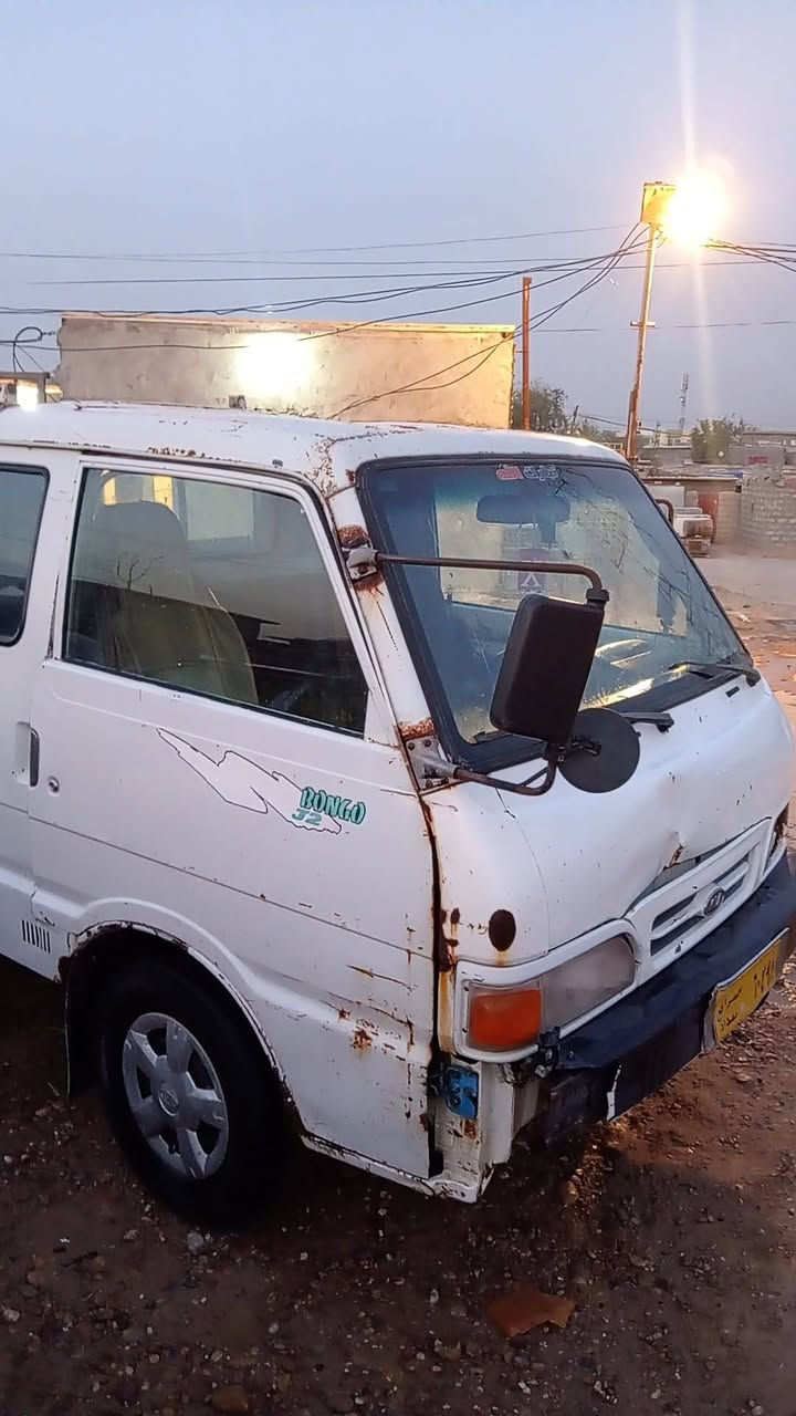 سلام عليكم للبيع كيا موديل 95رقم بغداد لتواصل لهاتف ***********لايتواجد عل فيس
