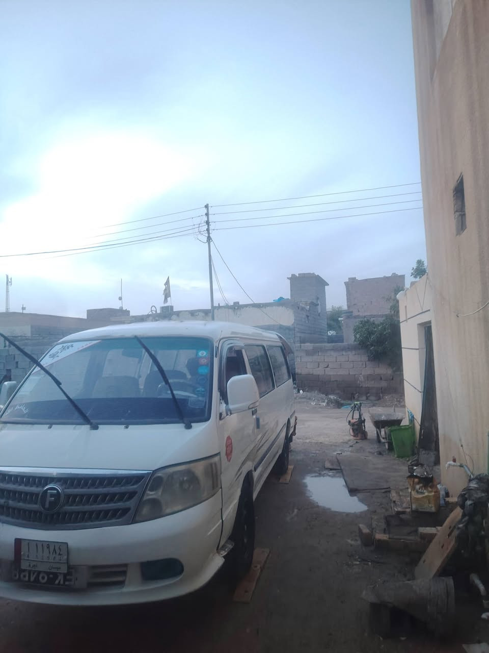 فتون 13 عنوان البصره هارثه عمود 86   مكينه وكير مكفولات تخم تاير الكشر نضيف +شاشه ومضخم حداديه 75 بلميه رقم الهاتف *********** السعر 55 بيها خطين طلاب الا تريدهن سياره جاهزه.
