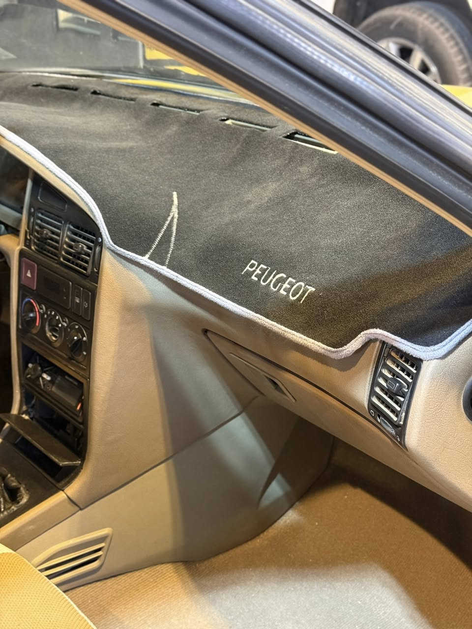 بيجو اكد 2016
رقم نجف انكليزي باسمي
هزة جديد حدادية كير محرك خير من الله 
شرط التحويل 
***********
