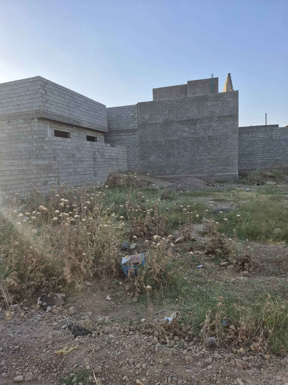 -قطعة أرض معروضة للبيع 
-المساحة ١٧١ متر 
-الواجهة ٩ متر
-النزال ١٩ متر
-الموقع حي العباس
- للاستفسار اكثر التواصل مع الرقم 
***********
