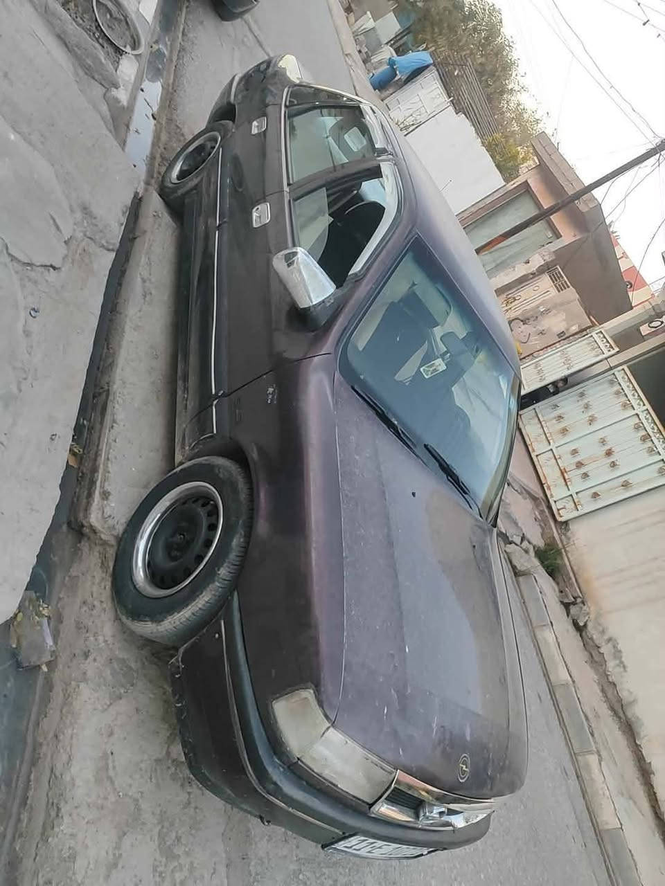 اوبل فكترا 1991 حجم 16 سيارة بلادية بدون ضربه بدون صبغ هلالات بعده شركه ما معمر  رقم بغداد سنوية ب اسمي ل2031  شرط تحويل وكالة محرك كير شرط ب كارتون راديتر بنكه سلف داينمو قوايش باتري فيت بم بلكات كله ب كارتون مسجل سماعات كله جديد شرط سيارة مال بيت وشايف الف خيرها الي يصير من قسمته سعرها 38 بي مجال بسيط حق جية مكاني كركوك 
***********
