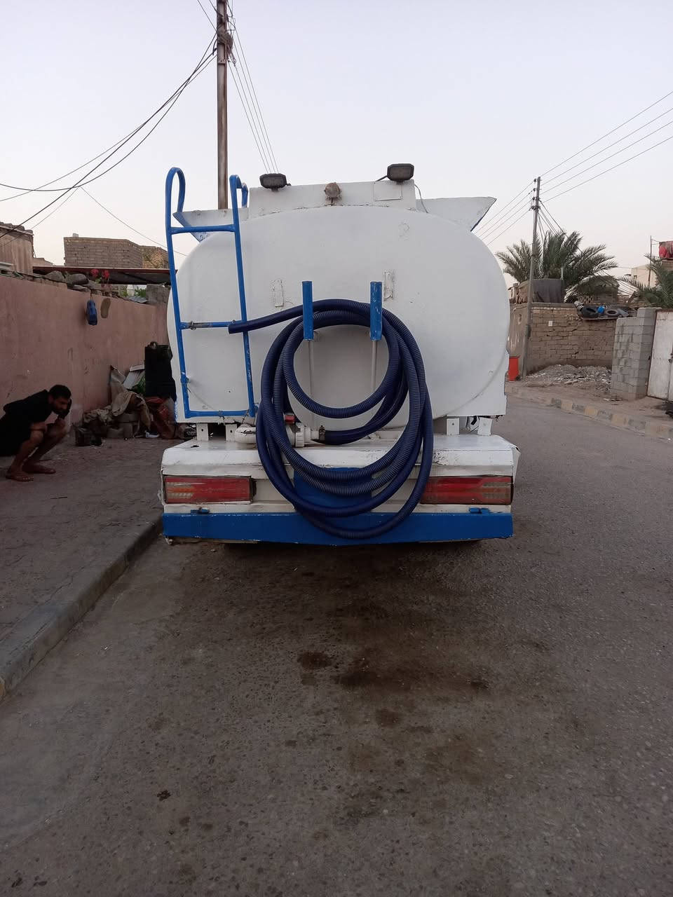 دنكر مازده محرك كير وشاصي مكفول كله جديد البيع  لاتصال على الرقم ***********
