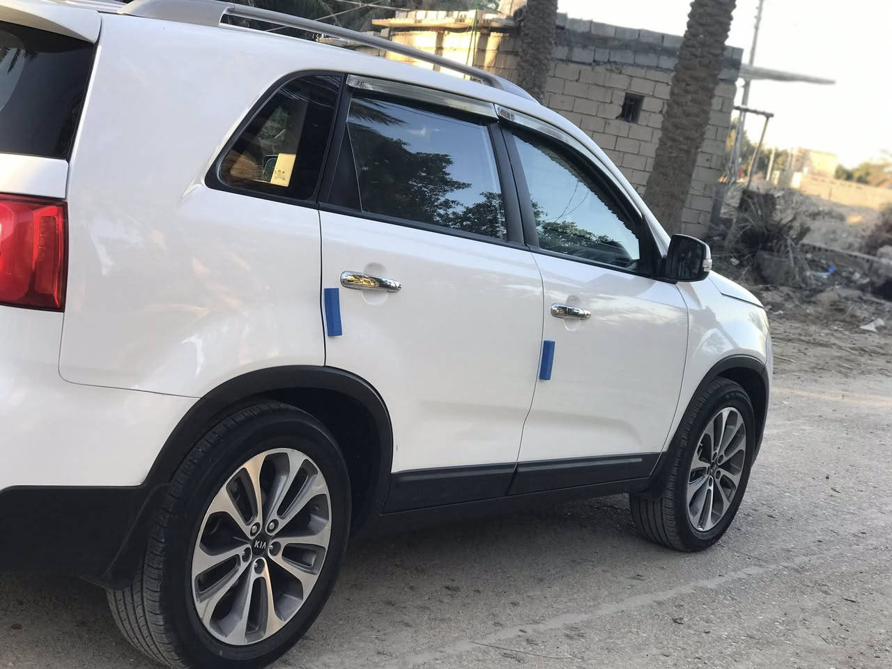 اللهم صل على محمد وال محمد 
للبيع 
سورنتو خليجي موديل 2015

فول مواصفات 
6سلندر
7راكب
بصمة تشغيل وأبواب 
مري شفط واشاير  بل مري 
حساسات امامي وخلفي 
لايت زنون   تبريد ثلاث قطع 
كفاله عامه عدا
بارد بسيط بل جاملغ أمامي الايمن 
 
ماشيه 163 جاهزه من كلشي 
كير ومكينه كارتون بلاد شرط الفحص 
ترايك  لبغداد داور ورجع.  رقم بغداد دولي 
سنويه ل 2028 

السعر 190بي مجال حك لچيه ….

مكان السياره  ذي قار_ الشطره
للستفسار  ***********
