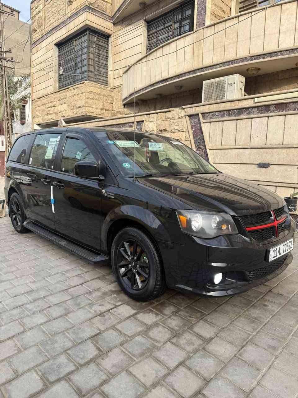 السلام عليكم
دوج كرفان 2019 فئه  SXT وارد امريكي حادثهه جاملغ صفحه اليسره والبنيد فقط صور الحادث مرفقه بالمنشور السياره جديده بمعنى الكلمه مال بيت جاهزه من كلشي ماشيه 87 رقم بغداد بسمي شخصيا مواصفات أبواب كهرباء جنطه كهرباء تحكمات شاشه كامره محرك6 سلندر 3.6 تبريد 3 قطع ويلكب بلاك كشنات جلد + كهرباء  للستفسار الاتصال *********** مكاني بغداد
