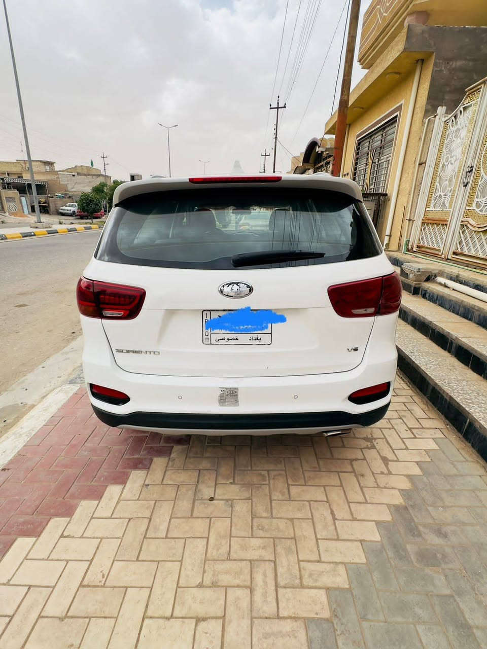 سلام عليكم 
سورنتو مديل 2020 
جديده واحد ع واحد رقم بغداد 
سعره 260  
***********

