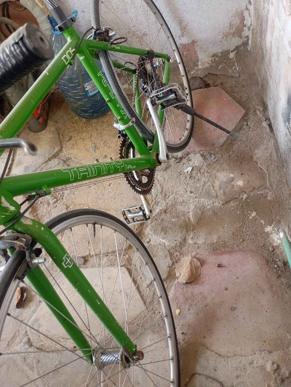 بايسكل وزن المنيوم خفيف رياضي 
للبيع 100 الف


**إذا كنت صاحب هذا الإعلان وتريد حذفه لأي سبب، رجاءا أرسل رسالة إلى الدعم الفني**