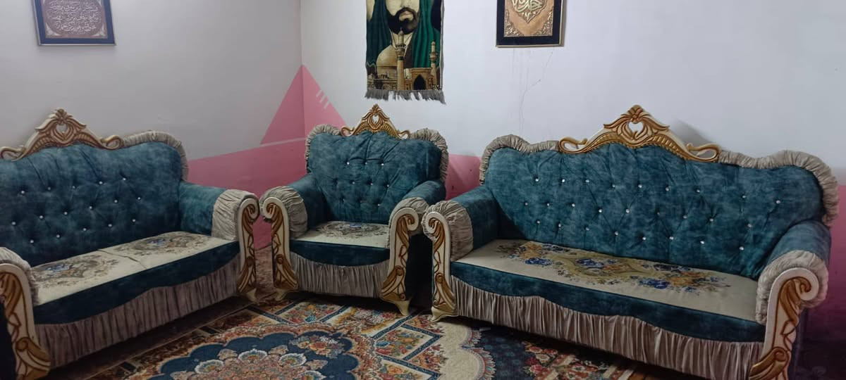 تخم ملكي 10نفرات تسكام اخو الجديد 260 وبي مجال المكان الكاظميه يوجد توصيل للاتصال ***********
